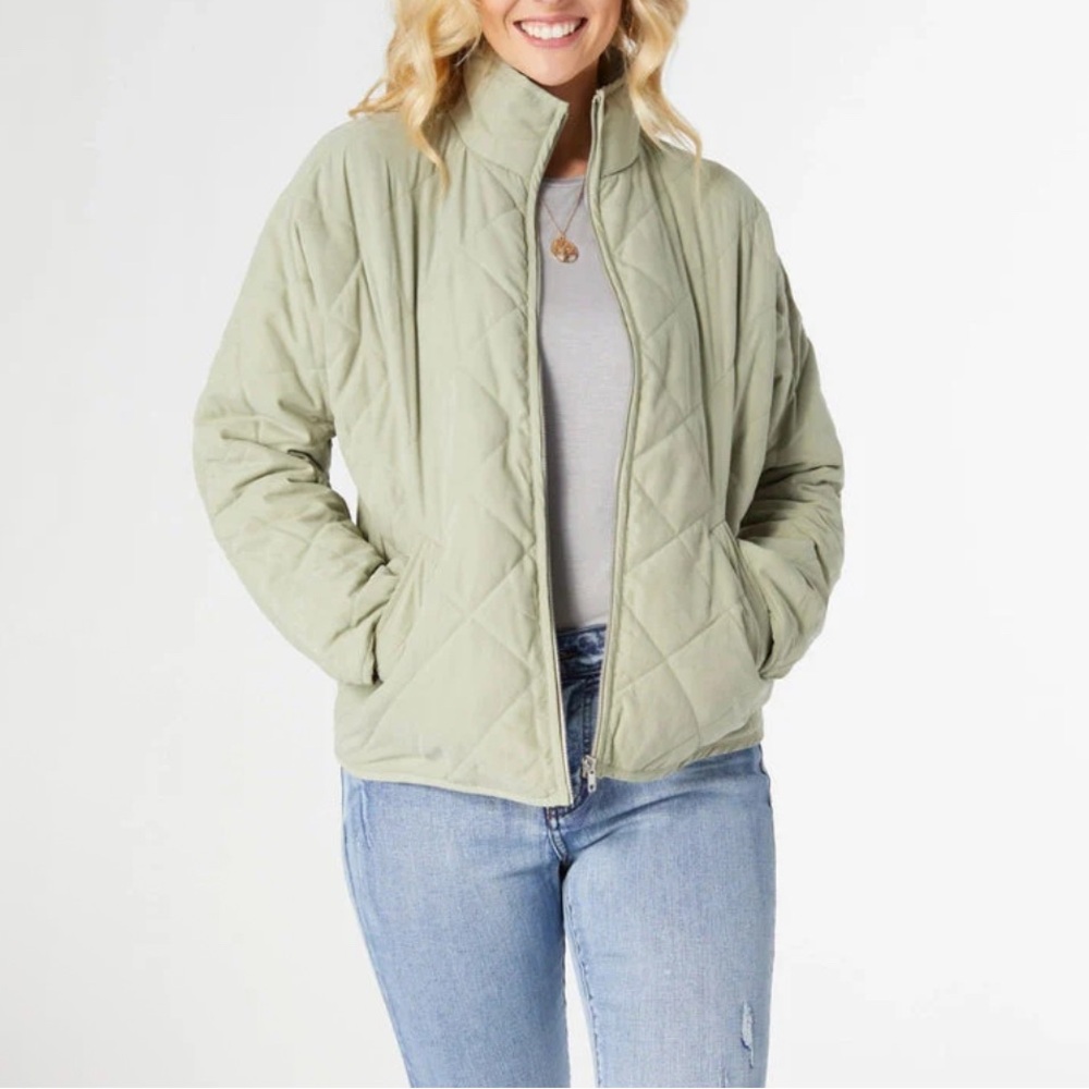 Coco + Carmen Quilted sage green Puffer Jacket